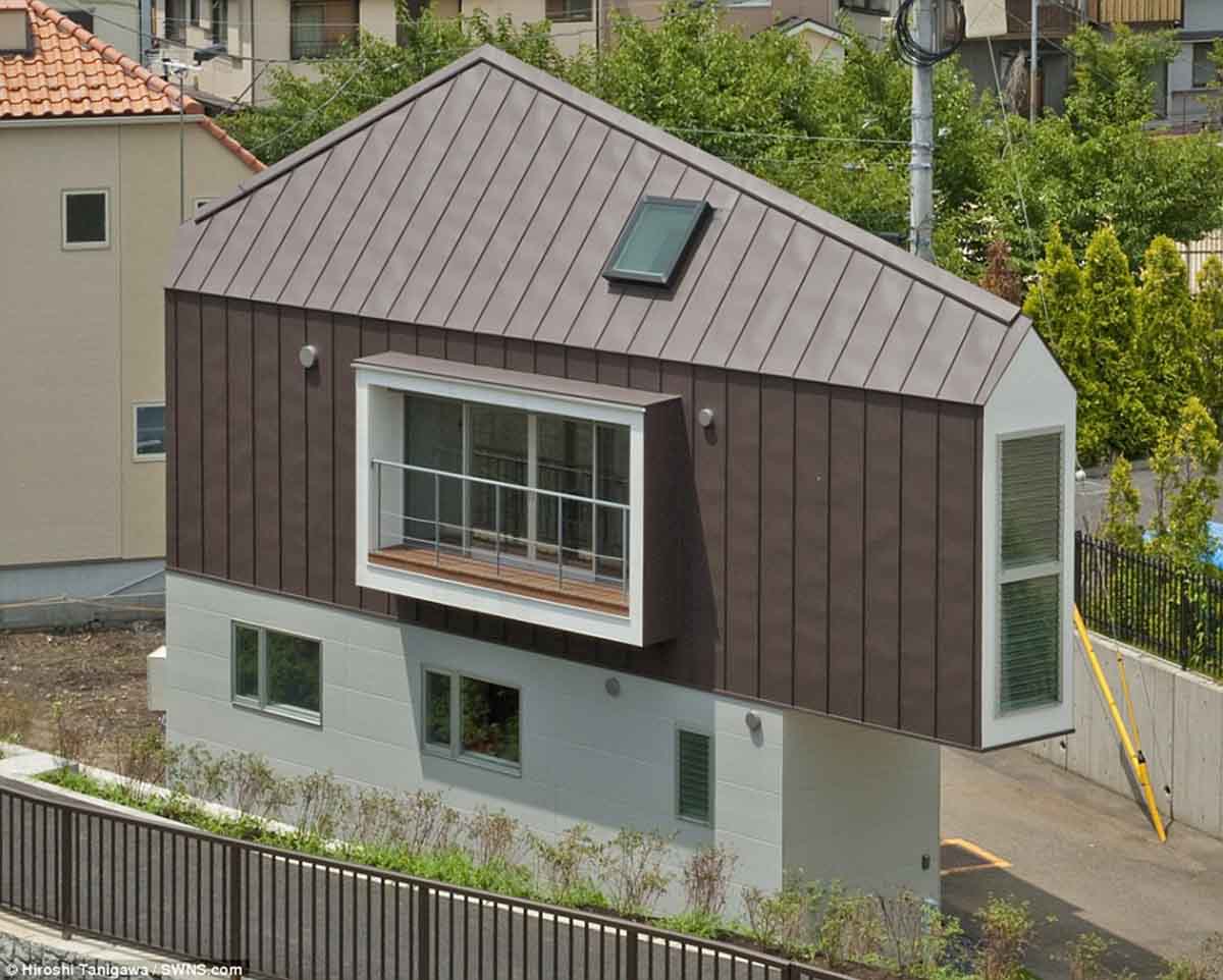 Rumah Mungil Segitiga Di Jantung Tokyo Ikonsid