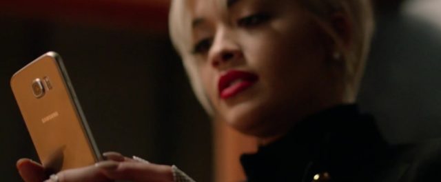samsung-galaxy-s6-reklama-rita-ora-promocja-bezprzewodowe-ladowanie-c26923db44992ef72f13b685e6db3335_850x350