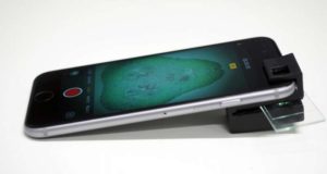 Klip Add-on yang Dapat Merubah Smartphone Menjadi Mikroskop