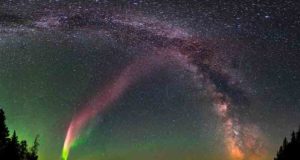 Misteri Cahaya Ungu di Langit Dipecahkan dengan Bantuan dari Ilmuwan Warga