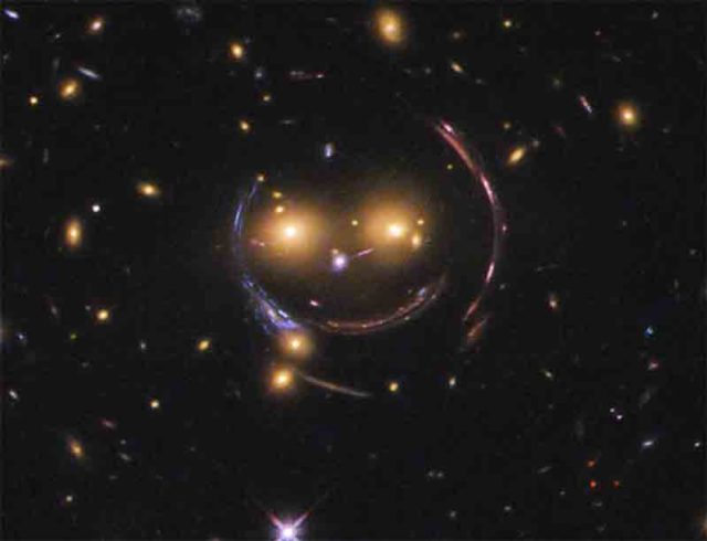 Berburu materi gelap dengan detektor gelombang gravitasi