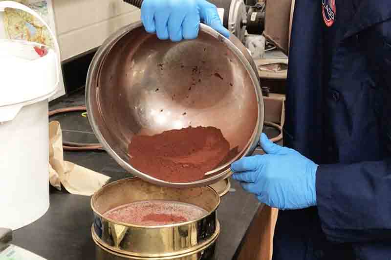 Tanah Mars eksperimental dibanderol $ 20 per kg