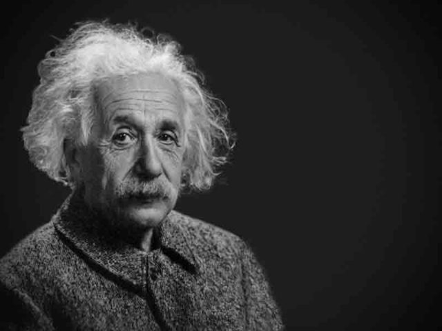 Kekhawatiran Einstein sebelum Nazi berkuasa terungkap dalam suratnya