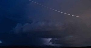 Teori kehidupan tiba di Bumi dibawa asteroid diperkuat sebuah penelitian laboratorium