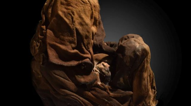 Suku Inca Mengorbankan Anak Agar Terhantam Petir di Atas Gunung