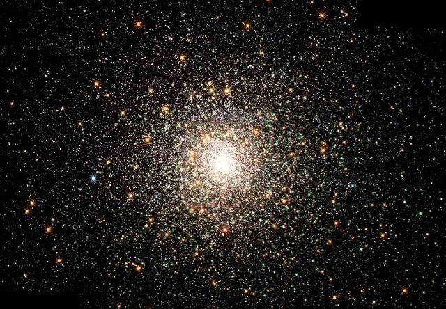 Para Peneliti Memecahkan Masalah Tiga Objek Newton yang Sulit Dipahami