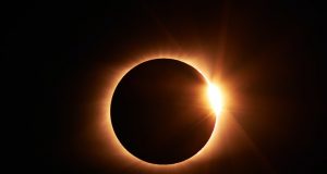 Pemandangan Gerhana Matahari Cincin Akan Menghiasi Langit Hari ini