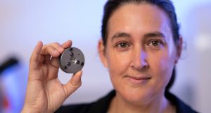 Para Ilmuwan Menciptakan Berlian pada Suhu Ruangan