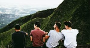 Orang Cenderung Memilih Teman Berdasarkan Bau Badan yang Sama