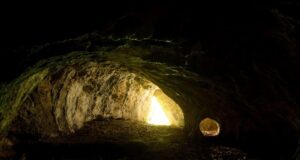 Homo heidelbergensis Menempati Gua di Polandia Setengah Juta Tahun yang Lalu